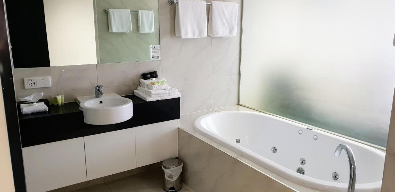 Hogans Motel Wallan エクステリア 写真